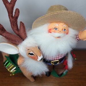 ​Annalee Doll Cowboy Santa Reindeer FigurineMobilitee NWT 9"Western Rustic Cabin